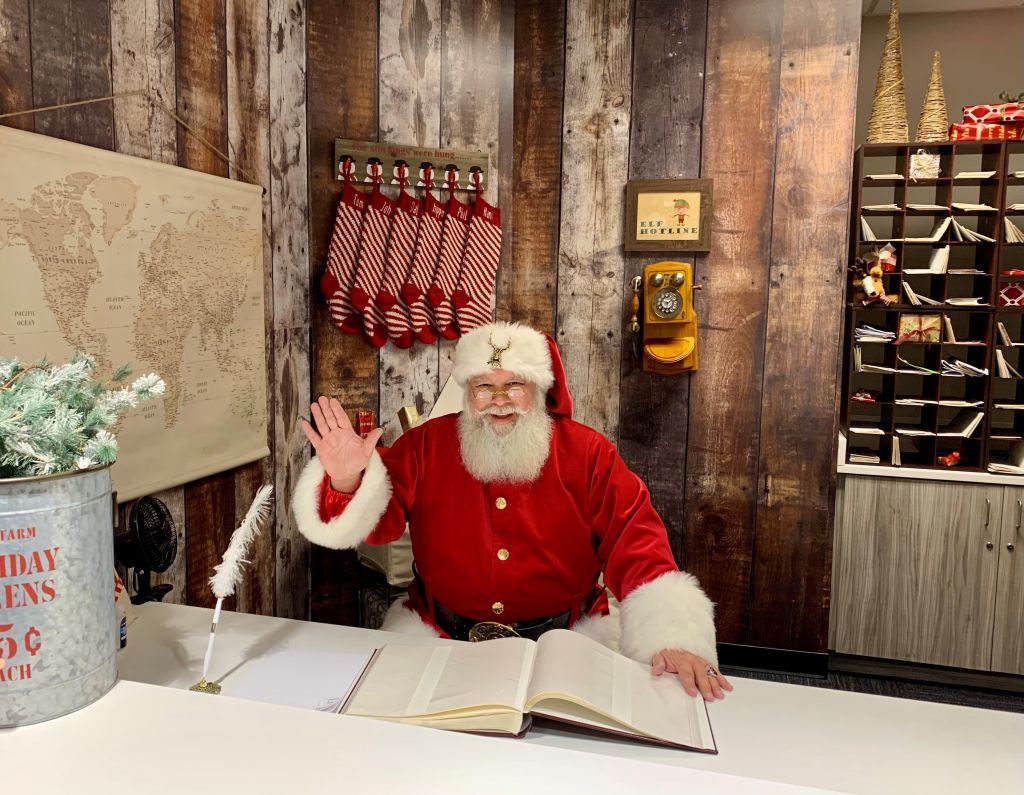 Santa Claus Post Office Welcomes a Visit From St. Nick - Newsroom