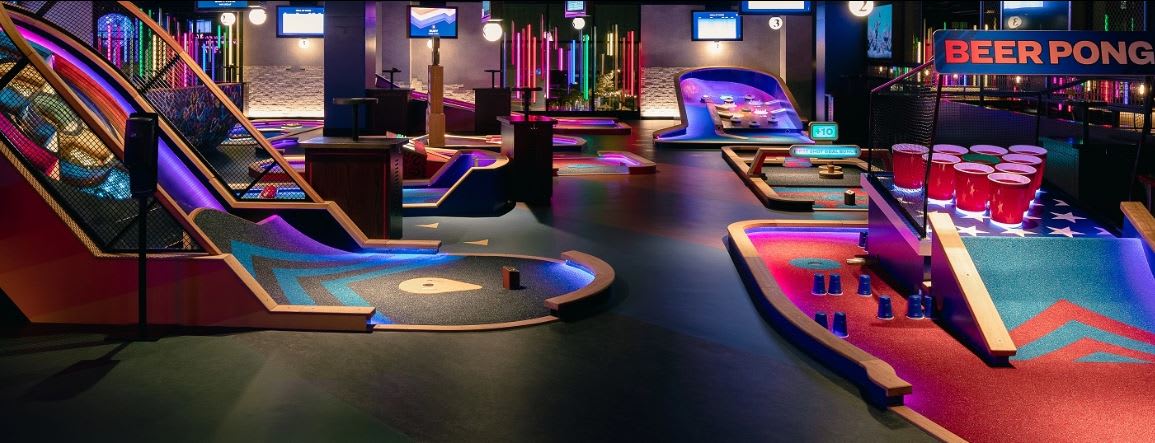 image of indoor course at Puttshack