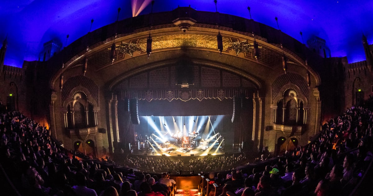 Official Page of the Fox Theatre in Atlanta
