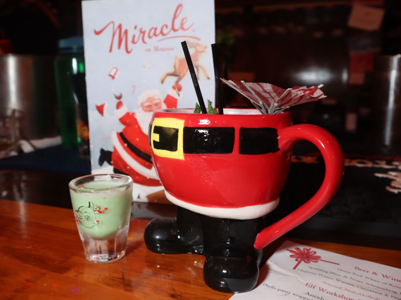 Best Christmas PopUp Bars in Atlanta for Festive Holiday Fun