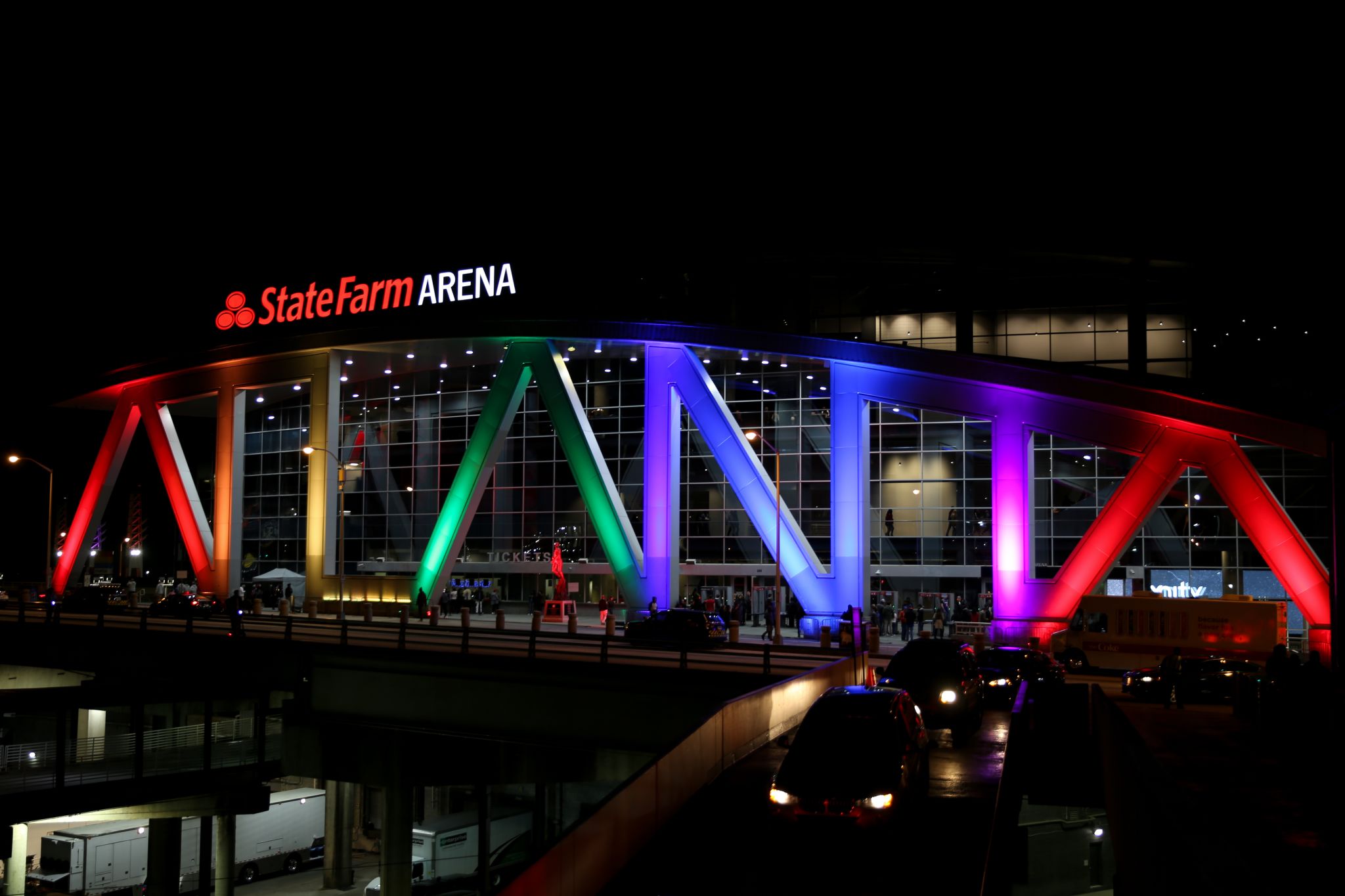 image of the State Farm Arena in atlanta ga