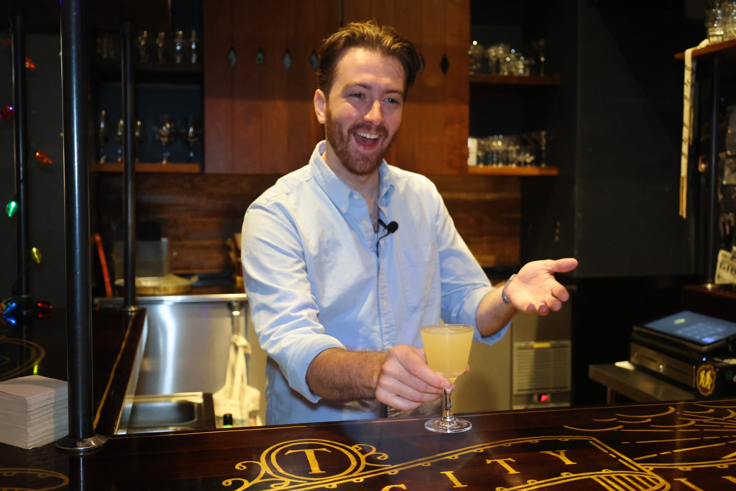 The Art of Craft Cocktails: A Dive into Atlanta's Mixologist and Bartender Scene 7 The Art of Craft Cocktails: A Dive into Atlanta's Mixologist and Bartender Scene