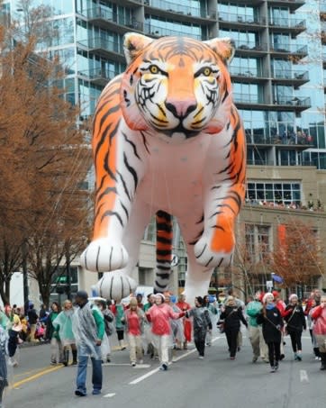 Children's Christmas Parade in Atlanta - Balloon Tiger