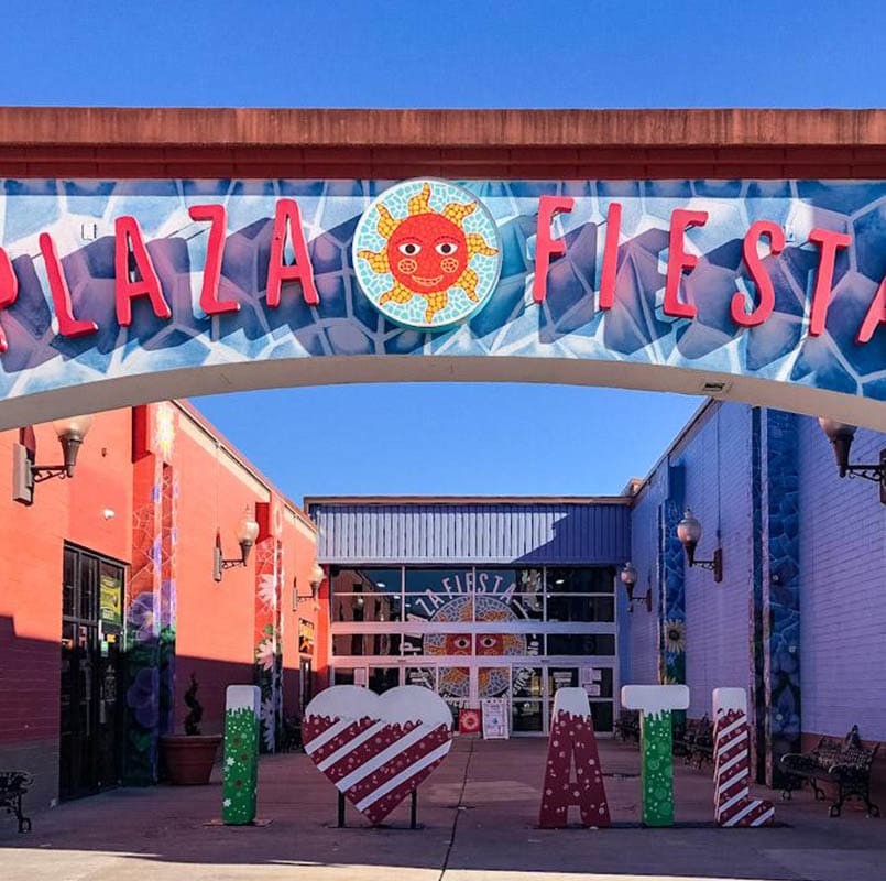 50 Fun Things To Do 10 Plaza Fiesta