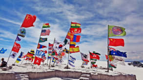 Uyuni - salt flats - world s flags