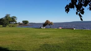 San Bernardino - Yparacaí lake is very famous, I love backpacking and it's the best opportunity to  make a picnic and play my ukelele - null