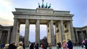 Berlin - Sightseeing, streetart and awesome vegan restaurants. - null