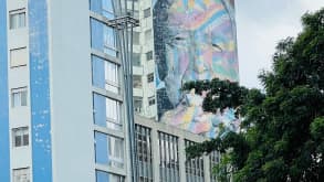 São Paulo - Sight seeing - Painting on a building