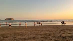 Sámara - Relaxing, learn spanish, surf and play volleyball. - Playa Sámara