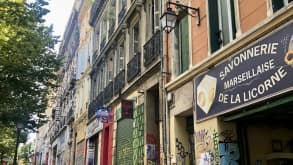 Marseille - Beach and nice City - Street in Cours Julien