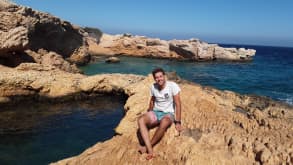 Koufonisia - Enjoying the beach and pitas in Koufonisia - null