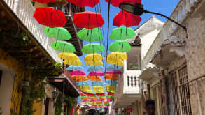 Cartagena - I wanted to learn about the city of Cartagena and its history. It is so colorful and beautiful! - Getsemani