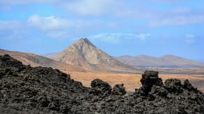 Lobos Island - Visiting the island and the town of Corralejo - null