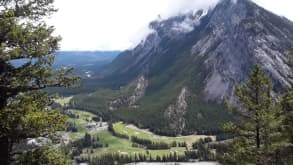 Banff - Nature: Hiking in the mountains and visiting the lakes next to Banff - null
