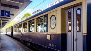 Lucerne - Enjoy the historic central town of Switzerland on the river with old city walls and the famous Chapel Bridge - Belle Époque train on the Golden Panorama Route from Montreux to Zweisimmen.