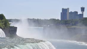 Niagara Falls - Enjoying Nature - null