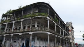 Colón - History along the rocks - null