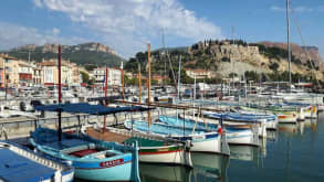 Cassis - Pretty old town and great walks to "les Calanques" - null