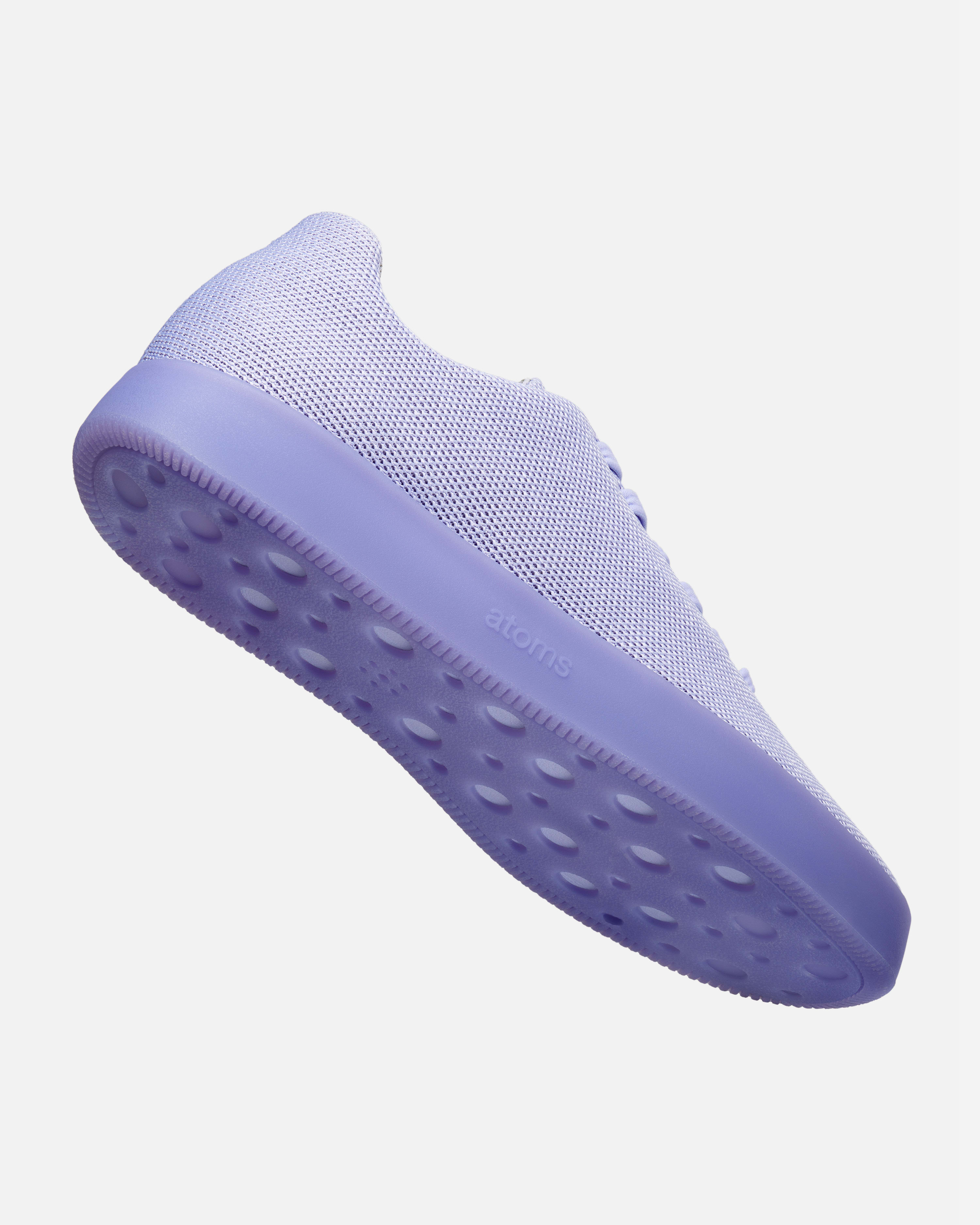 atoms black pair