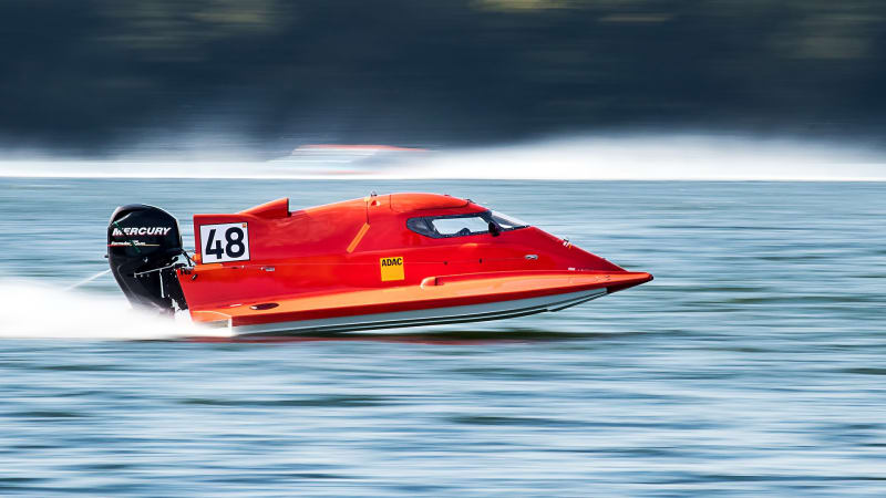 Powerboat speeding. Web pages need to load quickly to keep users engaged