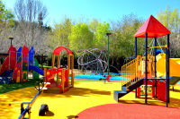 תושבי עין שריד דורשים גני שעשועים חדשים