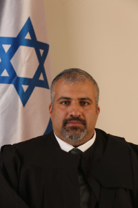 השופט אמיר דהאן: תראה את הראיות ואל תאיים עם פסיכיאטרים