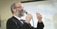 חיתמו ודירשו פתרון להשארת הרב הר-נוי בתפקידו