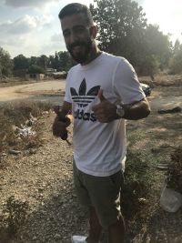 להשאיר את כרמל במושב