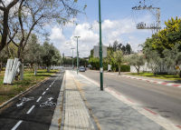 בעד שביל אופניים בבן גוריון ולא בעוזיאל