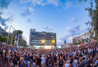 מגבילים בדרך אחרת