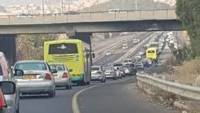שמים סוף לפקקים של מעלה אדומים