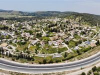 די לפריצות ולגניבות - מקימים שערי כניסה למושב ועכשיו