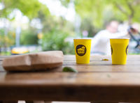 שומרים על בית קפה שכונתי גרונימן 8