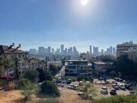 דורשים להשאיר את החניון במצפור