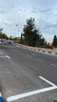 עובדי רחוב נחום חפצדי אומרים לא לחניית כחול לבן