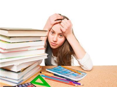 توتر الامتحانات يدمر طفلك.. نصائح للتحصيل الدراسي الناجح..