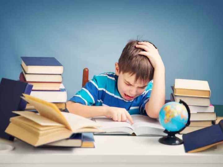 ما هي أسباب تدني المستوى الدراسي للطفل ؟