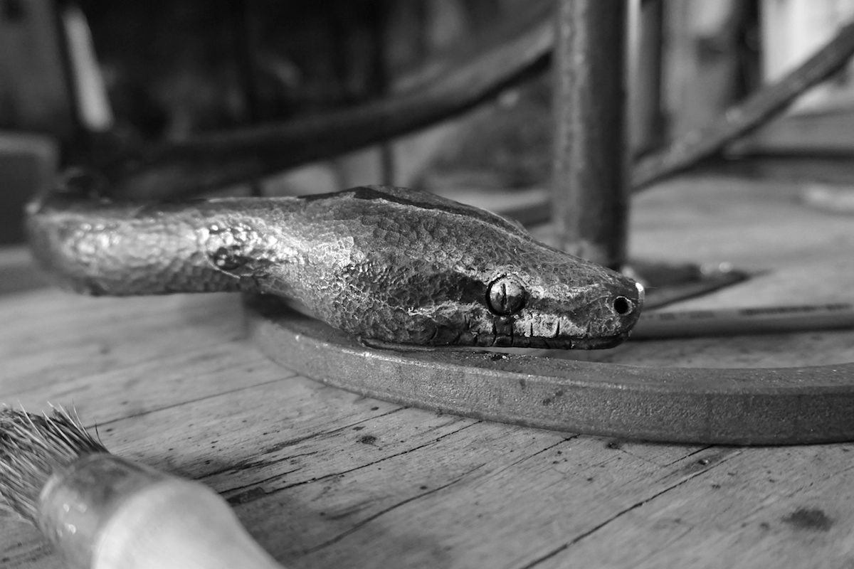 Serpent en acier, @aurelienraynaud
