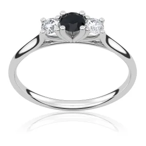 Pierścionek zaręczynowy z białego złota z czarnym diamentem i brylantami Trilogy 0,35 ct