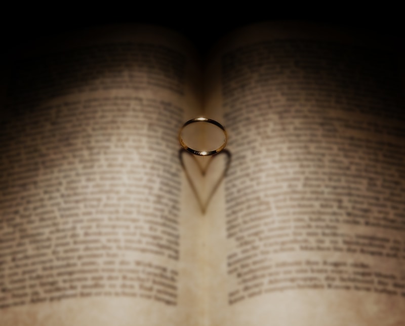 Tradycja pierścionka zaręczynowego