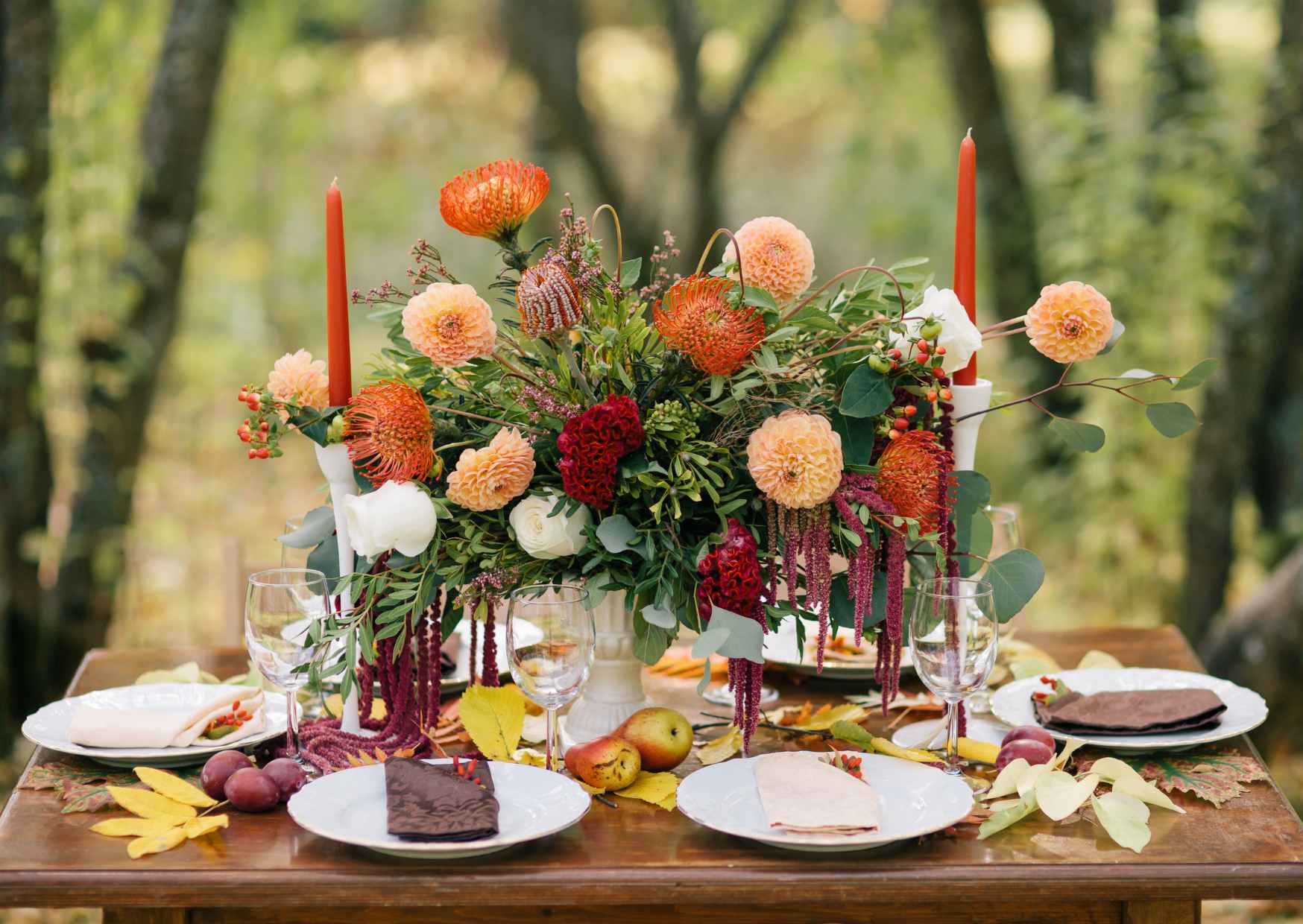 Wesele jesienią. O czym warto pamiętać? 