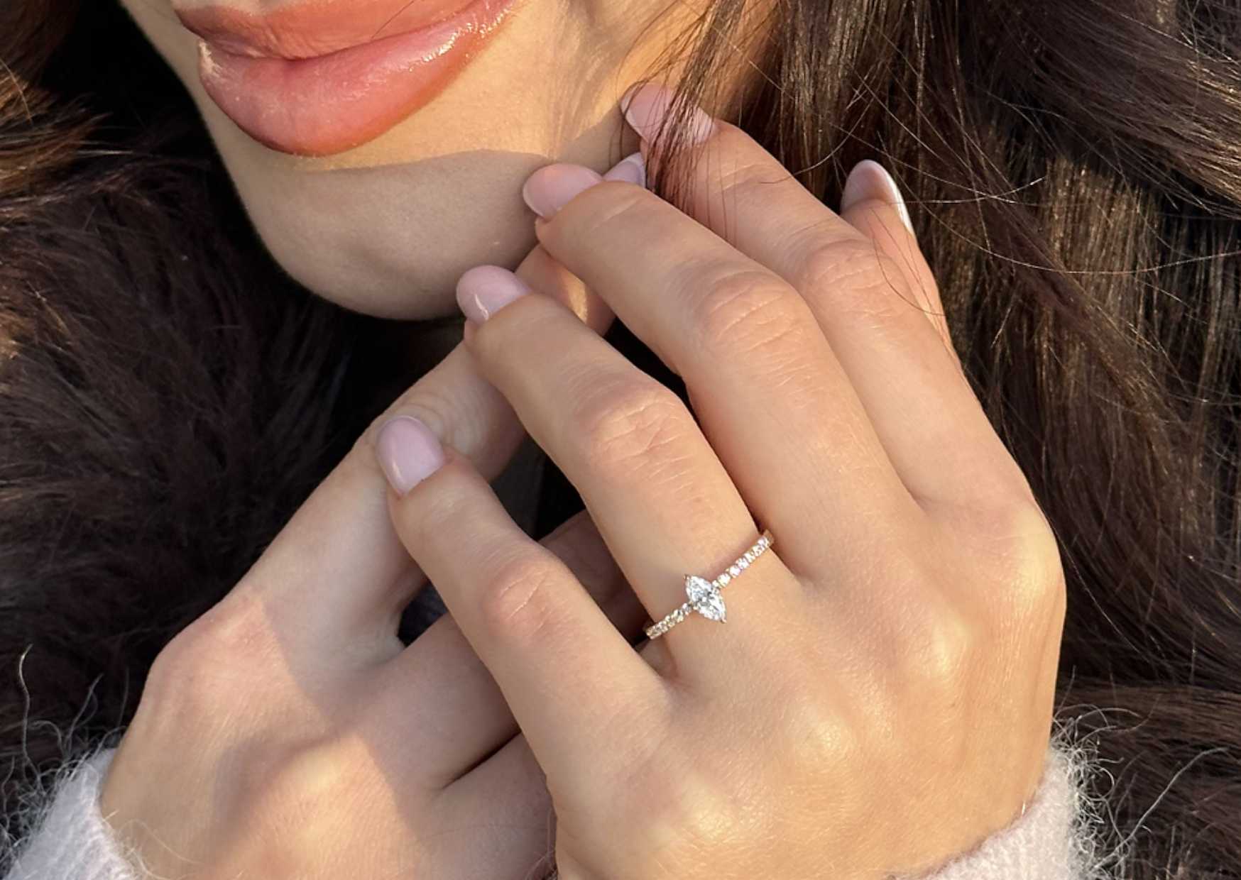 Walentynkowe zaręczyny bez stresu: zacznij wybór pierścionka w styczniu to proces