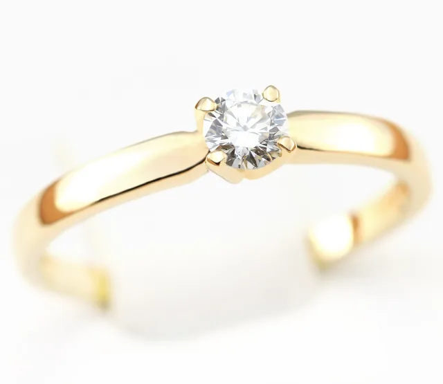 Classic Four 0,18 ct1