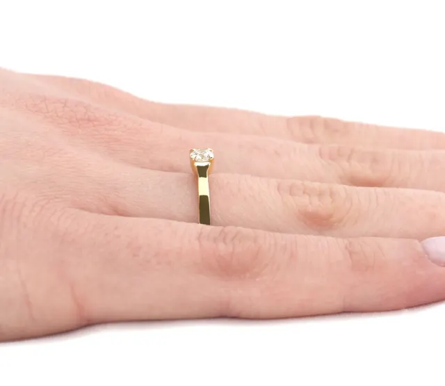 Golden Tulip 0,24 ct5