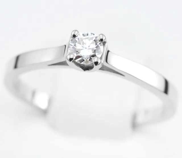 Golden Tulip 0,18 ct3