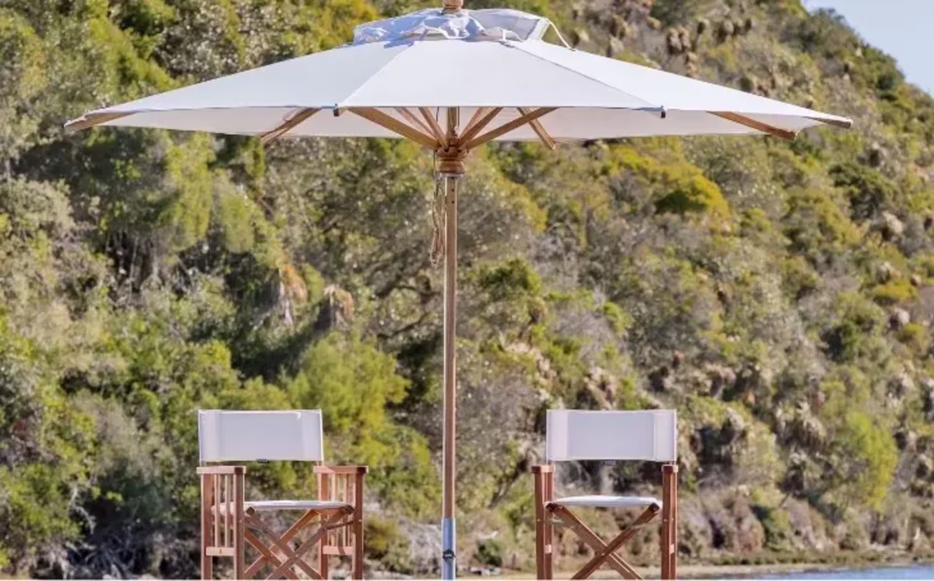 Wooden umbrella frame image