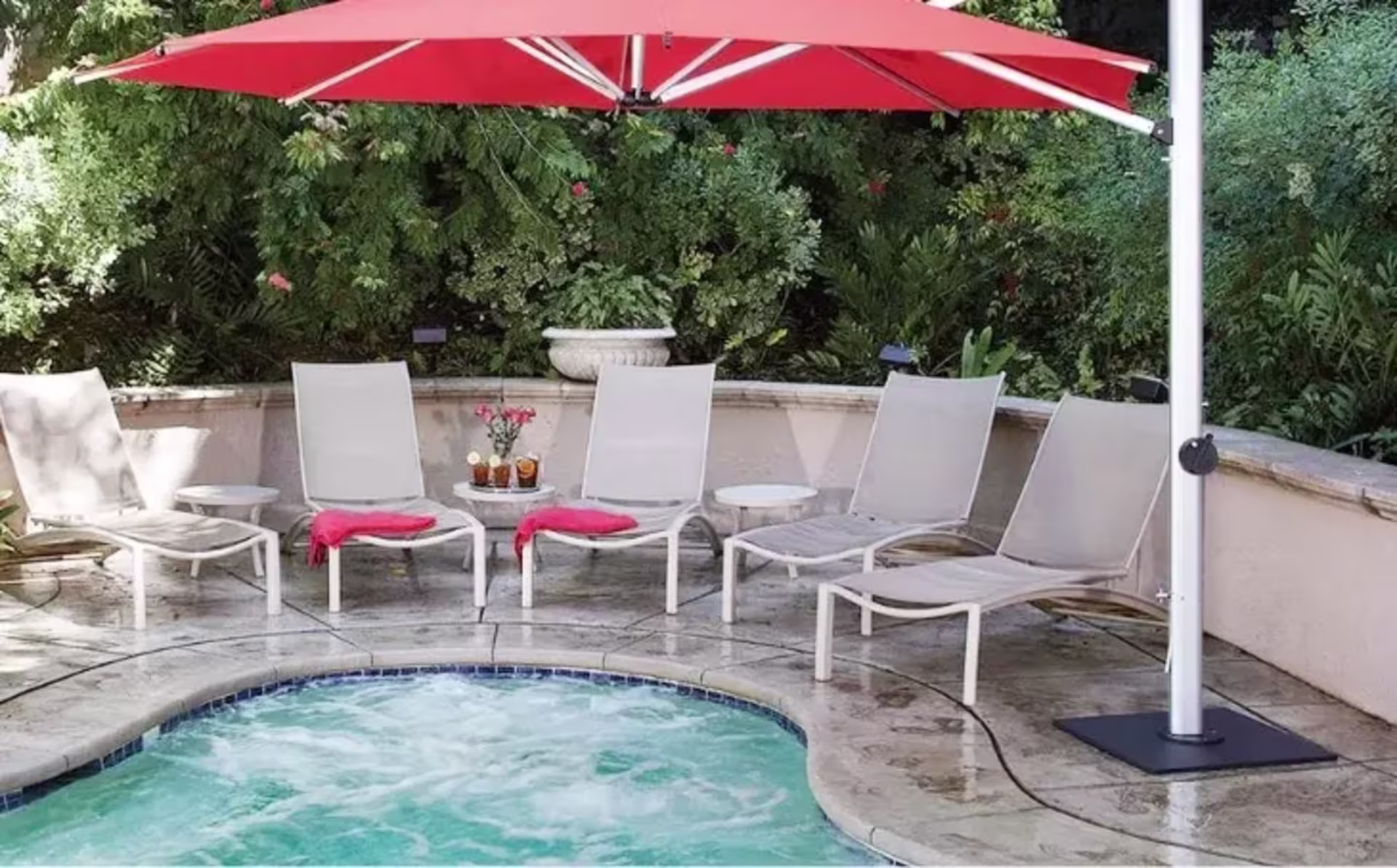 CANTILEVER UMBRELLA BASES image