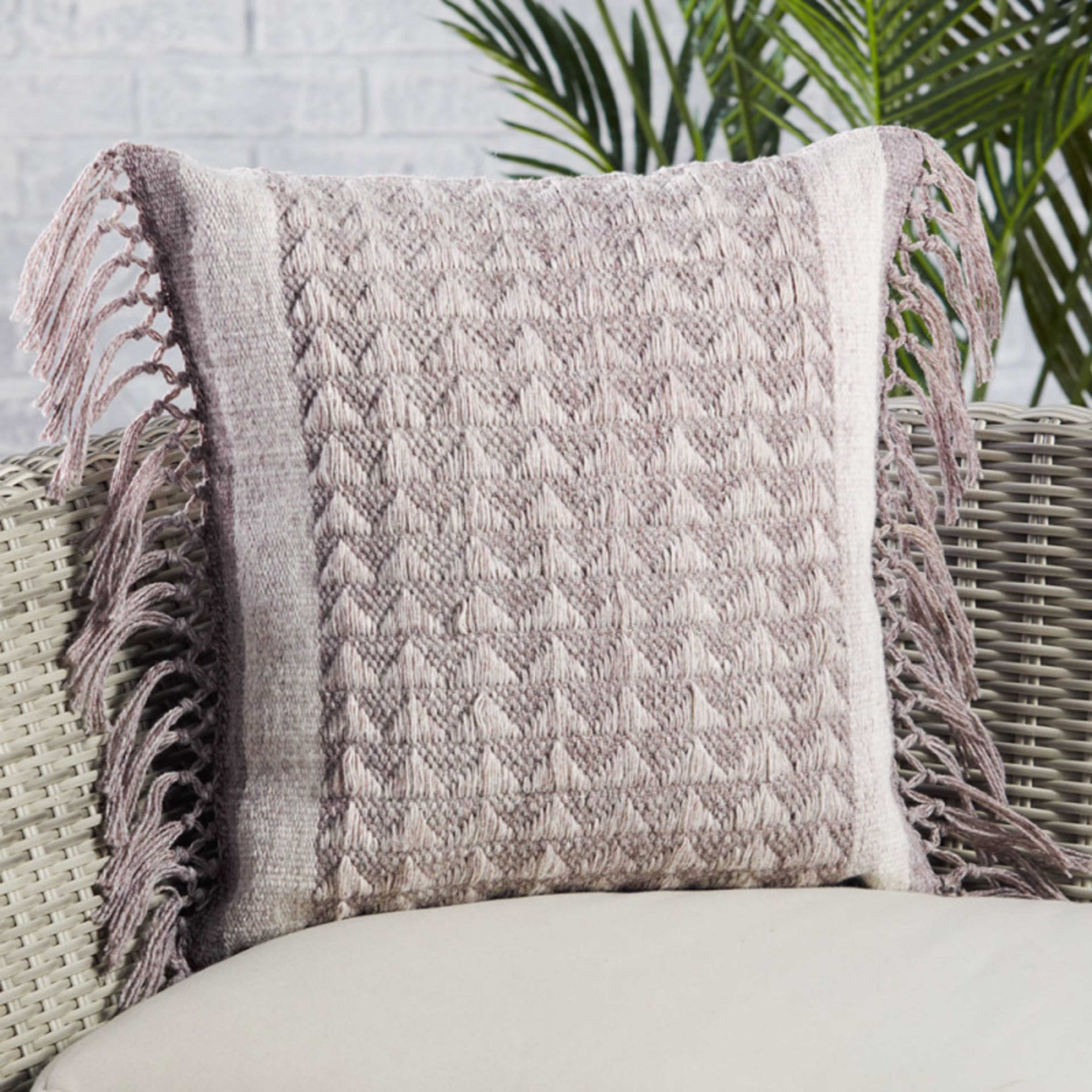 Jaipur Living 18" x 18" Vibe Edris Taupe Outdoor Pillow