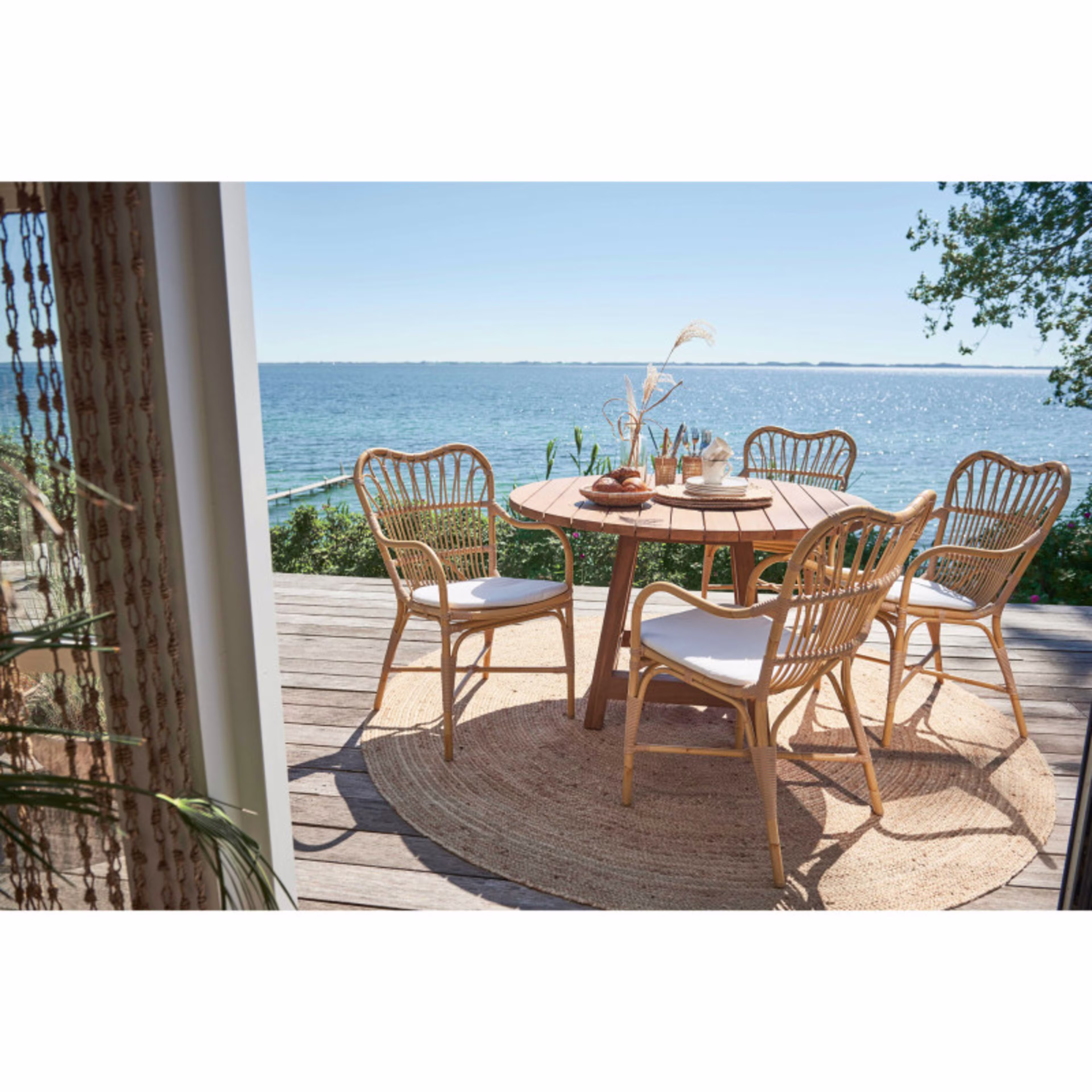 Sika Design Teak George 47" Round Dining Table