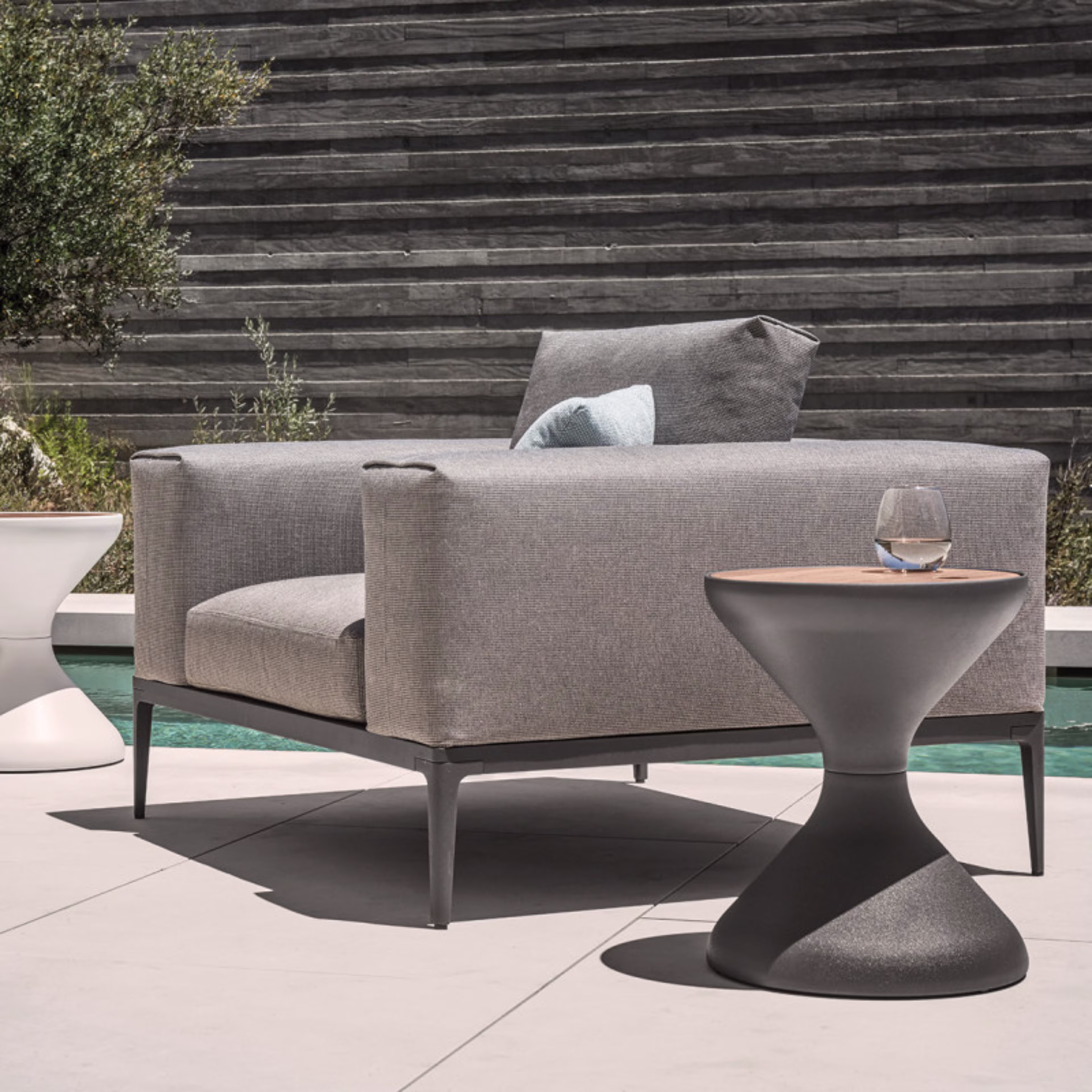 Gloster Grid Upholstered Lounge Chair
